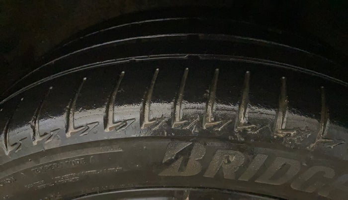 2018 Ford Ecosport TITANIUM + 1.5L PETROL AT, Petrol, Automatic, 84,876 km, Left Rear Tyre Tread