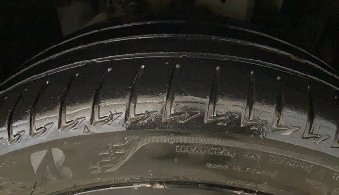 2018 Ford Ecosport TITANIUM + 1.5L PETROL AT, Petrol, Automatic, 84,876 km, Right Front Tyre Tread