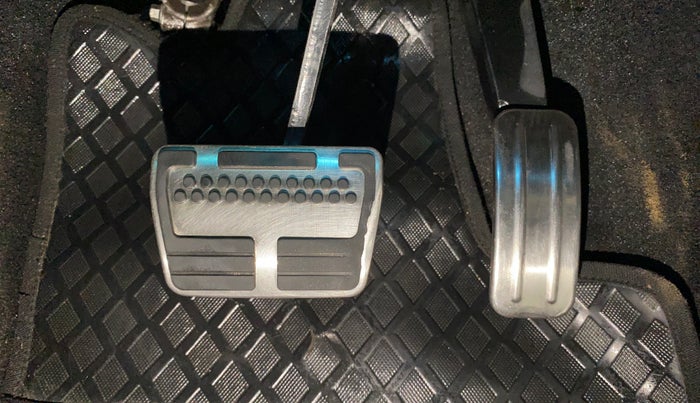 2018 Ford Ecosport TITANIUM + 1.5L PETROL AT, Petrol, Automatic, 84,876 km, Pedals