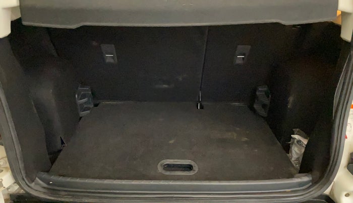 2018 Ford Ecosport TITANIUM + 1.5L PETROL AT, Petrol, Automatic, 84,876 km, Boot Inside