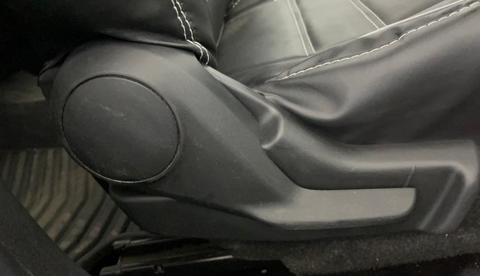 2019 Maruti Baleno DELTA PETROL 1.2, Petrol, Manual, 67,534 km, Driver Side Adjustment Panel