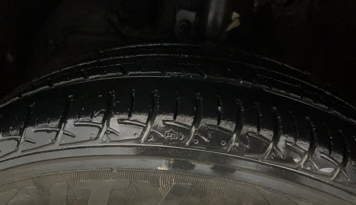 2019 Maruti Baleno DELTA PETROL 1.2, Petrol, Manual, 67,534 km, Left Front Tyre Tread