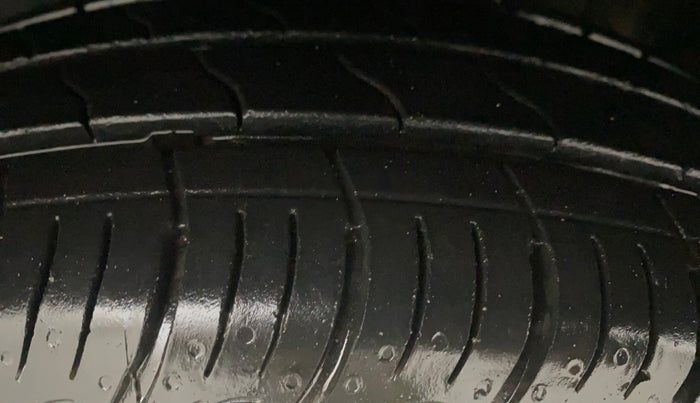 2017 Maruti Baleno DELTA CVT PETROL 1.2, Petrol, Automatic, 59,589 km, Left Front Tyre Tread