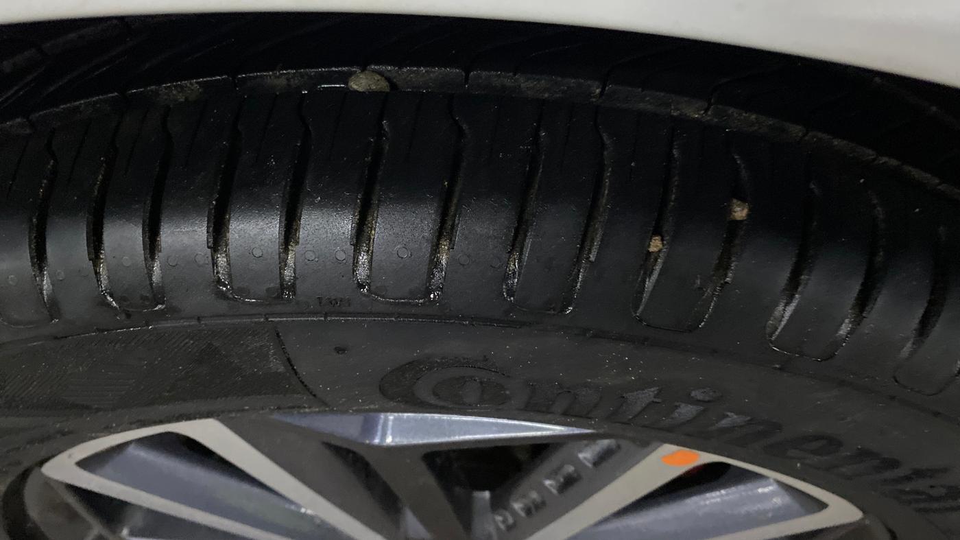 2022 Hyundai NEW I20 N LINE N6 1.0 TURBO GDI IMT, Petrol, Manual, 74,201 km, Right Front Tyre Tread