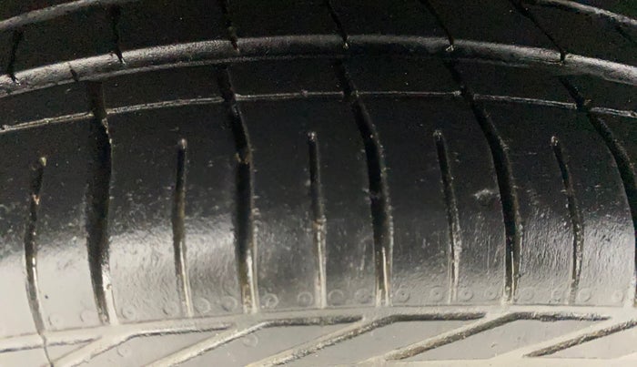 2021 Tata NEXON XZ PLUS PETROL SUNROOF, Petrol, Manual, 38,846 km, Right Rear Tyre Tread