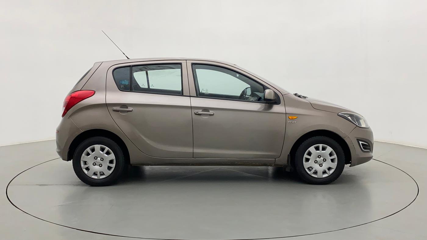 2013 Hyundai i20 MAGNA 1.2, Petrol, Manual, 61,058 km, Right Side