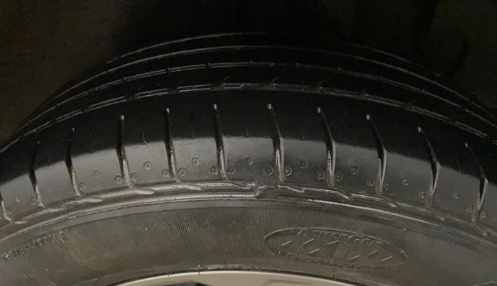 2022 KIA SELTOS HTK PLUS 1.5 IMT, Petrol, Manual, 29,009 km, Left Rear Tyre Tread