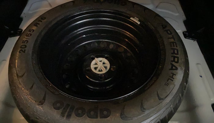 2022 KIA SELTOS HTK PLUS 1.5 IMT, Petrol, Manual, 29,009 km, Spare Tyre