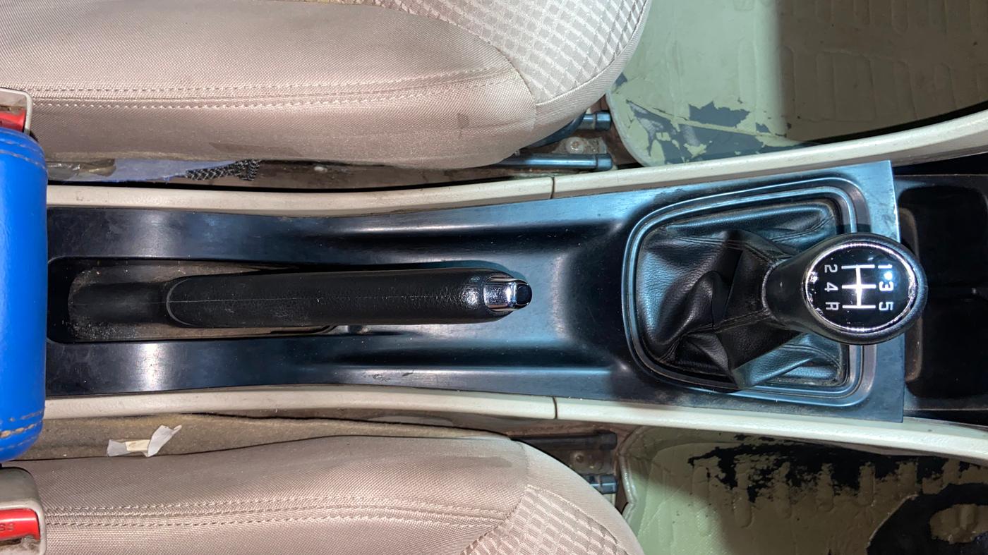 2019 Maruti Ciaz SIGMA 1.5 SHVS MT  PETROL, CNG, Manual, 1,07,663 km, Gear Lever