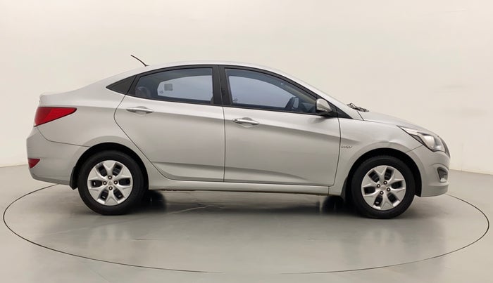 2016 Hyundai Verna FLUIDIC 4S 1.6 VTVT S, Petrol, Manual, 62,799 km, Right Side View