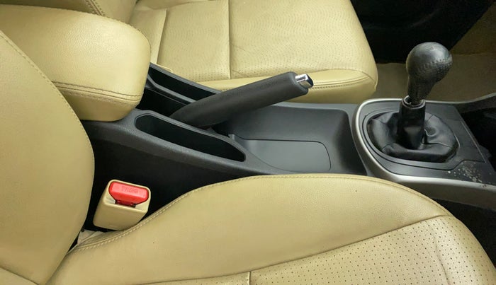 2017 Honda City 1.5L I-VTEC VX, Petrol, Manual, 40,441 km, Gear Lever