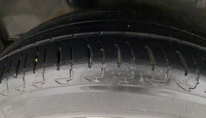 2017 Honda City 1.5L I-VTEC VX, Petrol, Manual, 40,441 km, Right Rear Tyre Tread