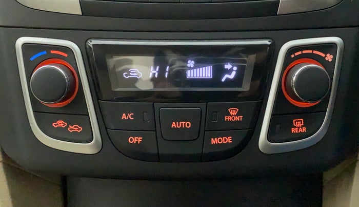 2015 Maruti Ciaz VXI PLUS, Petrol, Manual, 56,914 km, Automatic Climate Control