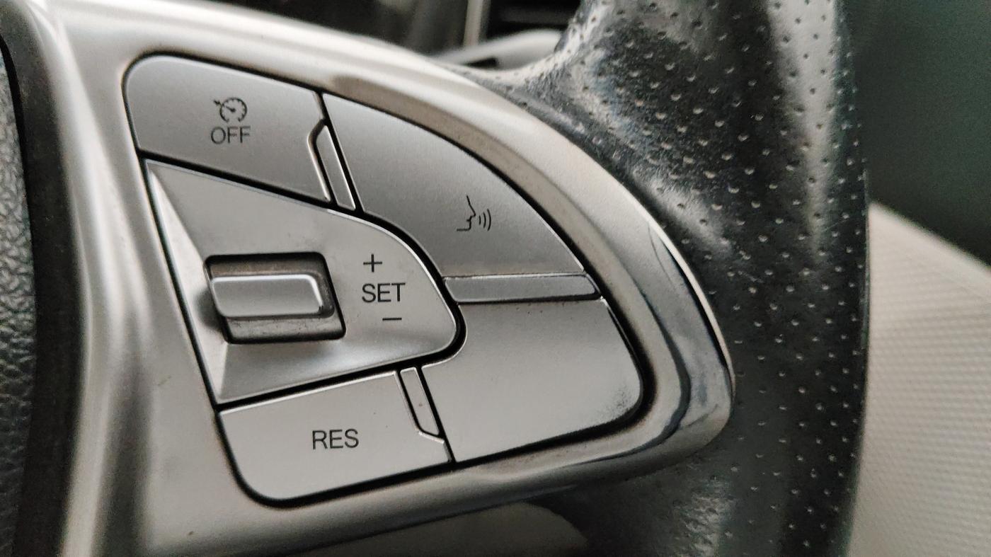 2020 Mahindra XUV300 W8 (O) 1.2 PETROL, Petrol, Manual, 69,339 km, Adaptive Cruise Control