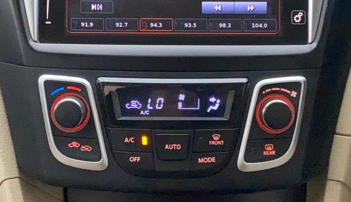 2016 Maruti Ciaz ZXI+, Petrol, Manual, 76,083 km, Automatic Climate Control
