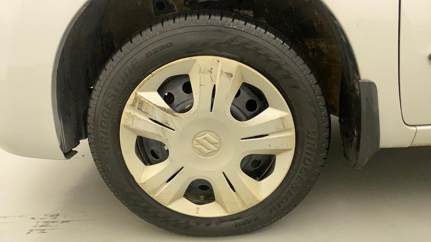 2015 Maruti Wagon R 1.0 VXI, Petrol, Manual, 28,126 km, Left Front Wheel