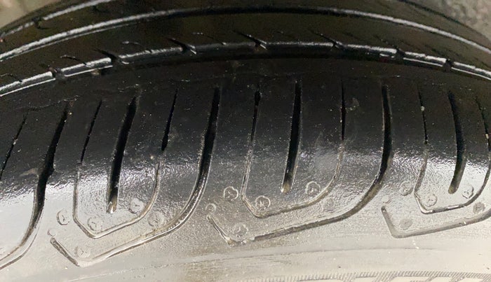 2017 Maruti IGNIS ALPHA 1.2, Petrol, Manual, 76,558 km, Right Rear Tyre Tread