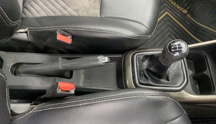 2017 Maruti IGNIS ALPHA 1.2, Petrol, Manual, 76,558 km, Gear Lever