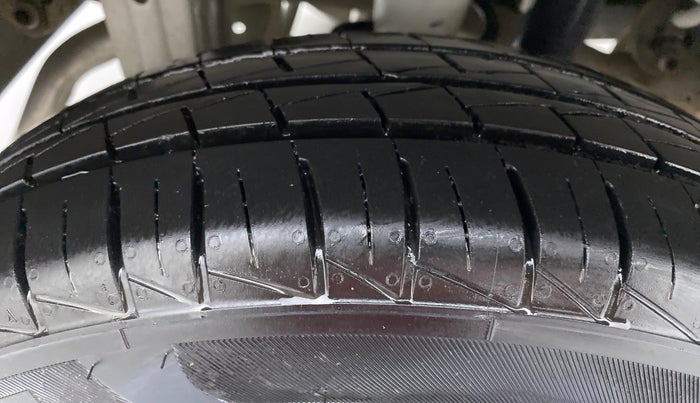 2020 Maruti Alto LXI, Petrol, Manual, 2,977 km, Right Rear Tyre Tread