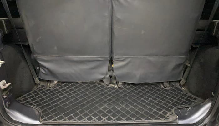 2021 Mahindra Thar LX PETROL HT 4WD AT, Petrol, Automatic, 74,840 km, Boot Inside