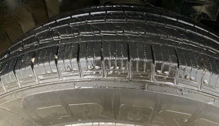 2021 Mahindra Thar LX PETROL HT 4WD AT, Petrol, Automatic, 74,840 km, Right Front Tyre Tread