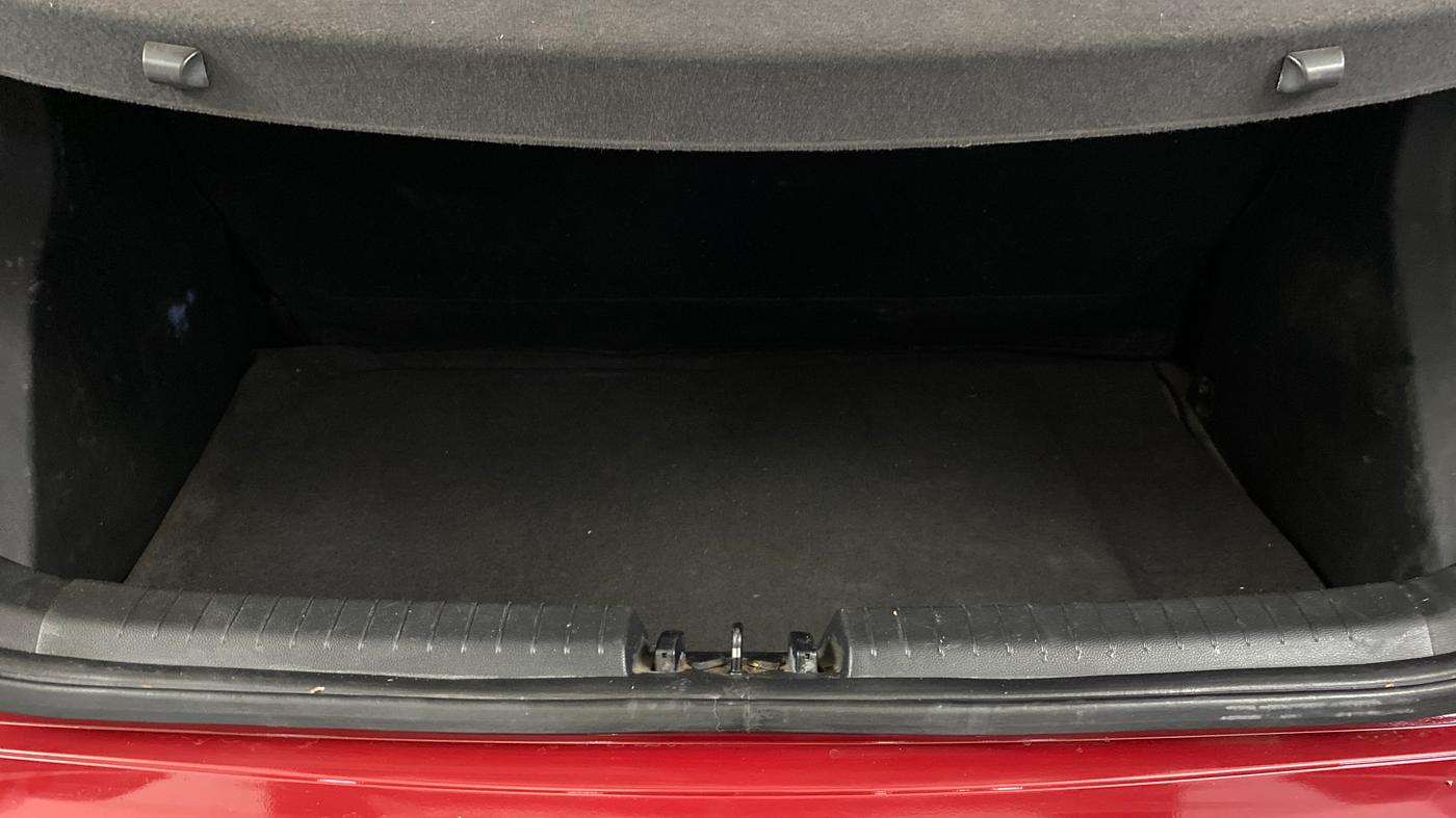 2018 Hyundai Elite i20 ASTA 1.2  CVT, Petrol, Automatic, 48,758 km, Boot Inside