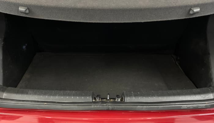 2018 Hyundai Elite i20 ASTA 1.2  CVT, Petrol, Automatic, 48,758 km, Boot Inside
