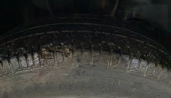 2018 Tata Tiago XE PETROL, Petrol, Manual, 49,177 km, Right Front Tyre Tread