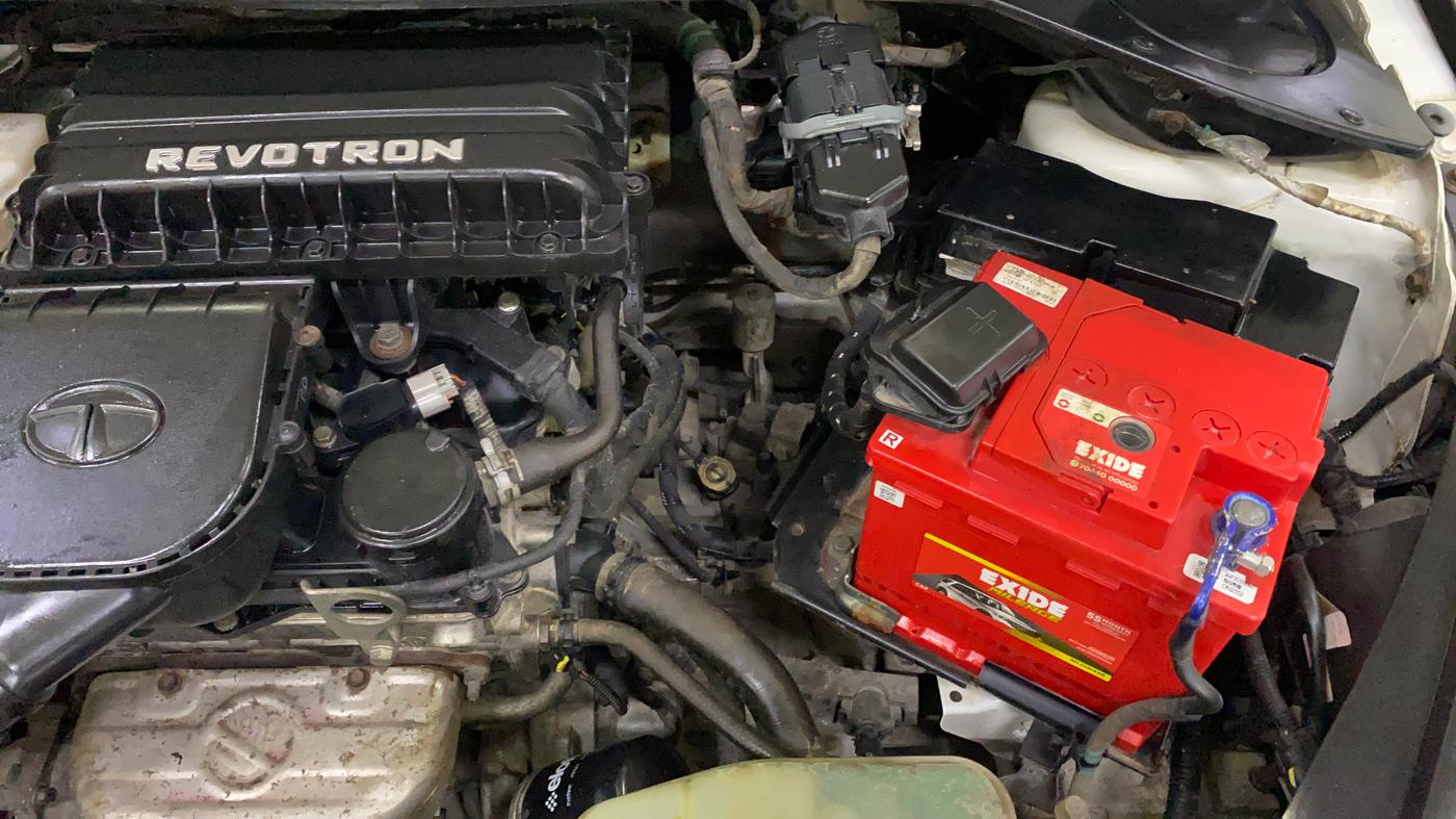 2018 Tata Tiago XE PETROL, Petrol, Manual, 49,226 km, Engine View - Left