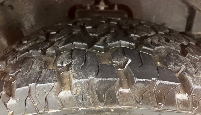 2024 Mahindra Thar LX HARD TOP 4WD MT, Diesel, Manual, 8,945 km, Right Front Tyre Tread