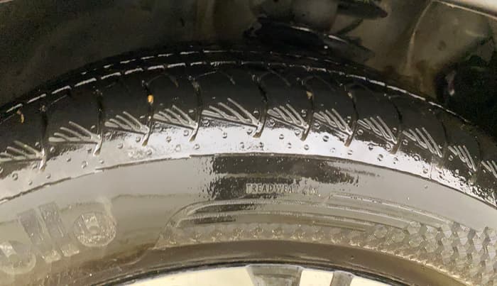 2022 MG ASTOR SAVVY 1.5 CVT, Petrol, Automatic, 60,958 km, Left Front Tyre Tread