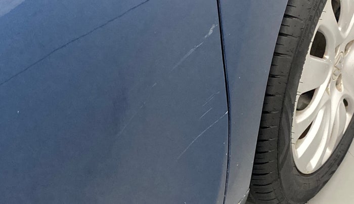2016 Maruti Baleno ZETA PETROL 1.2, Petrol, Manual, 43,164 km, Driver-side door - Minor scratches