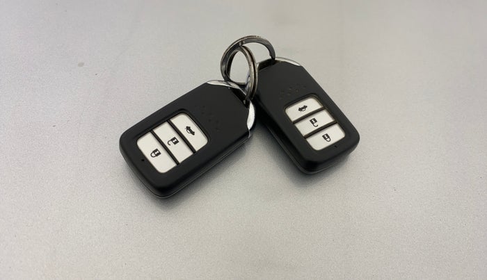 2016 Honda City 1.5L I-VTEC VX, Petrol, Manual, 81,373 km, Key Close Up