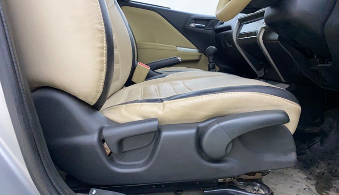 2016 Honda City 1.5L I-VTEC VX, Petrol, Manual, 81,373 km, Driver Side Adjustment Panel