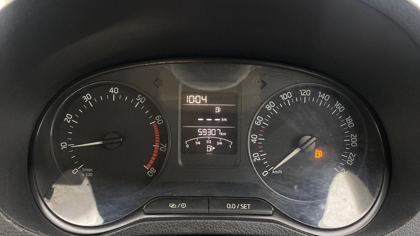 2017 Skoda Rapid AMBITION 1.6 MPI MT, Petrol, Manual, 59,307 km, Odometer Image
