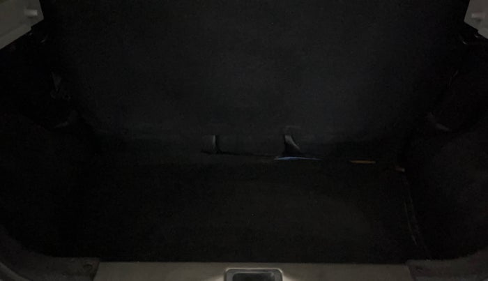 2022 Maruti New Wagon-R LXI 1.0, Petrol, Manual, 6,059 km, Boot Inside