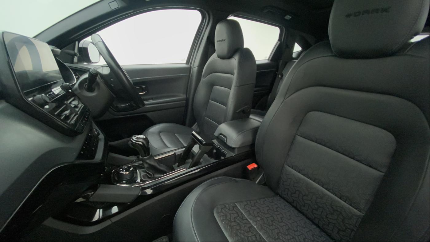 2022 Tata Harrier XZA PLUS 2.0L DARK EDITION, Diesel, Automatic, 30,117 km, Right Side Front Door Cabin