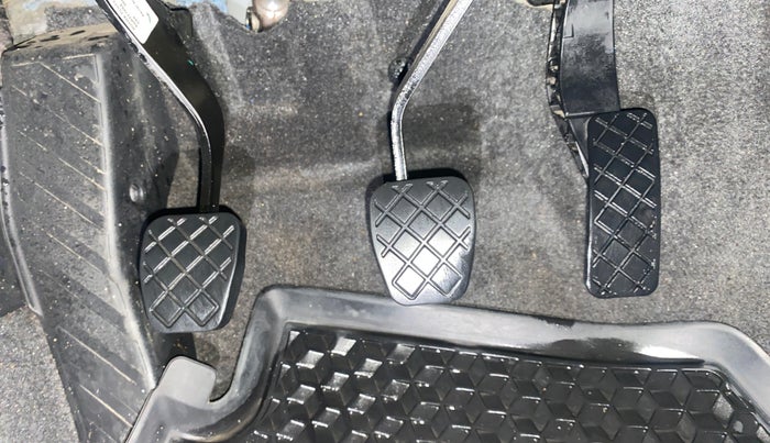 2021 Skoda KUSHAQ STYLE 1.0L TSI MT, Petrol, Manual, 47,205 km, Pedals