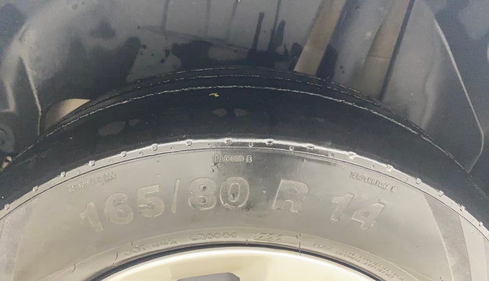 2018 Maruti Dzire VXI AMT, CNG, Automatic, 1,46,610 km, Left Rear Tyre Tread
