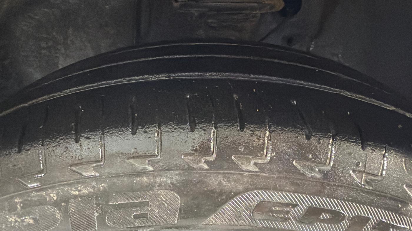 2022 Maruti IGNIS ZETA 1.2, Petrol, Manual, 43,966 km, Left Front Tyre Tread