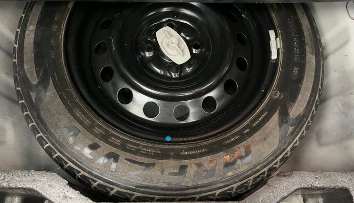 2018 Maruti Ciaz DELTA 1.4 MT PETROL, Petrol, Manual, 1,02,002 km, Spare Tyre