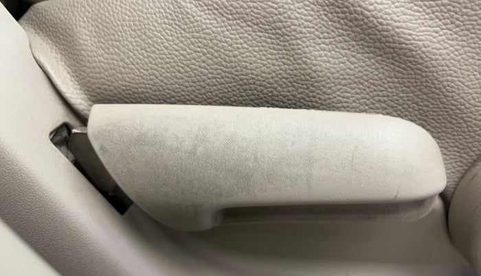 2018 Maruti Ciaz DELTA 1.4 MT PETROL, Petrol, Manual, 1,02,002 km, Driver Side Adjustment Panel