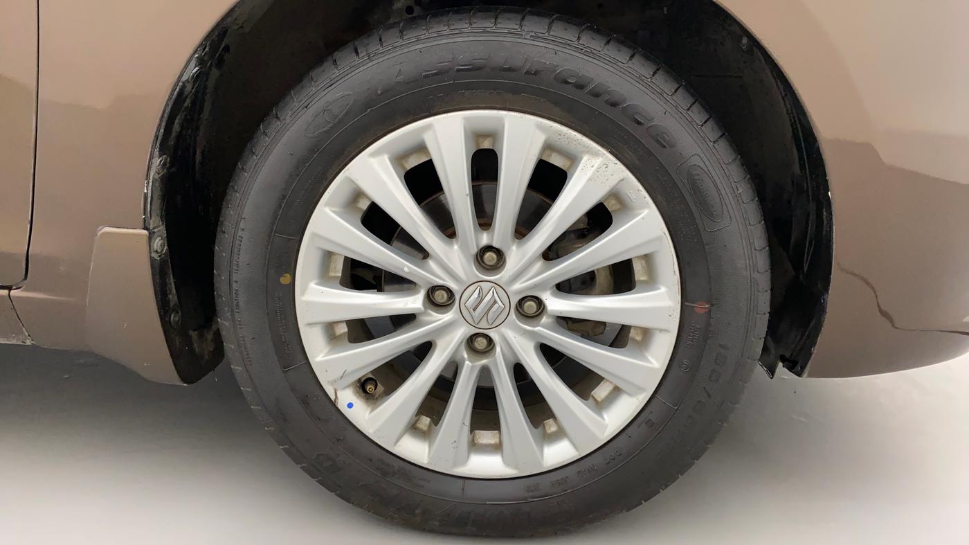 2018 Maruti Ciaz ZETA 1.4  AT PETROL, Petrol, Automatic, 85,512 km, Right Front Wheel