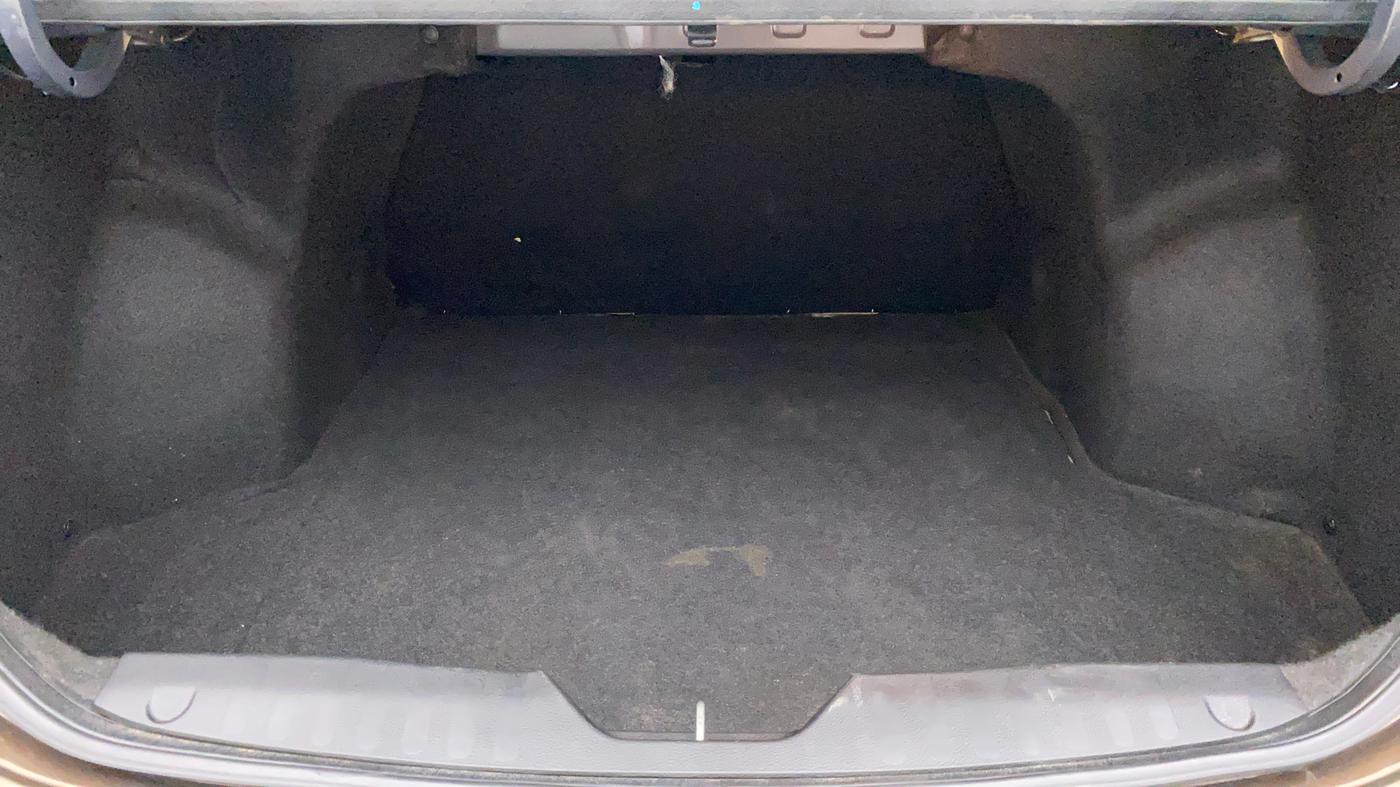 2018 Maruti Ciaz ZETA 1.4  AT PETROL, Petrol, Automatic, 85,512 km, Boot Inside