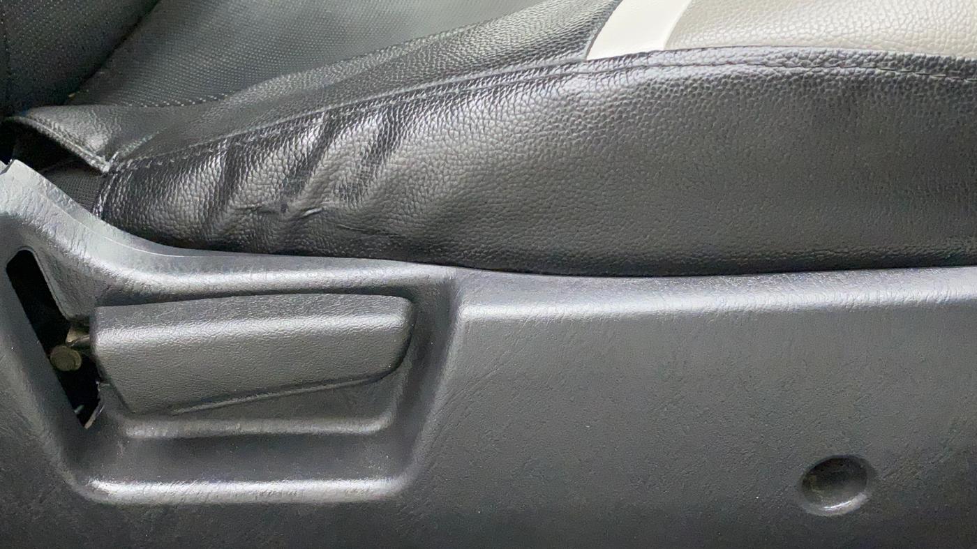2021 Maruti Alto LXI OPT CNG, CNG, Manual, 16,516 km, Driver Side Adjustment Panel