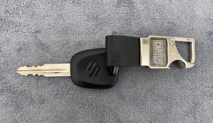 2021 Maruti Alto LXI OPT CNG, CNG, Manual, 16,516 km, Key Close Up