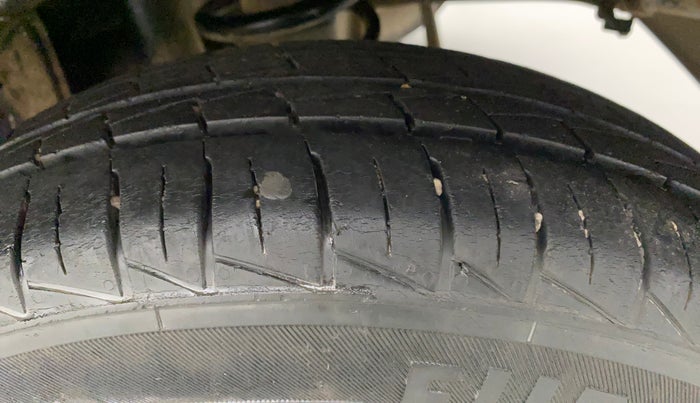 2021 Maruti Alto LXI OPT CNG, CNG, Manual, 16,516 km, Left Rear Tyre Tread
