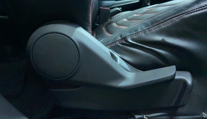 2022 Maruti Baleno SIGMA PETROL 1.2, Petrol, Manual, 35,241 km, Driver Side Adjustment Panel