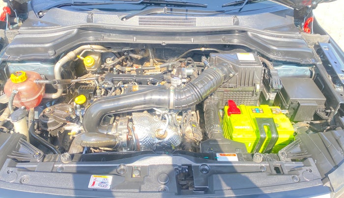 2021 Mahindra XUV300 W6 1.5 Diesel, Diesel, Manual, 68,068 km, Engine View
