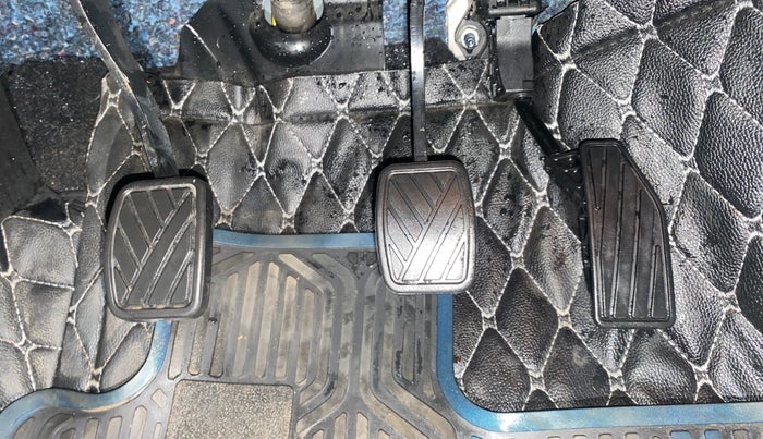 2022 Maruti Baleno ALPHA PETROL 1.2, Petrol, Manual, 9,599 km, Pedals